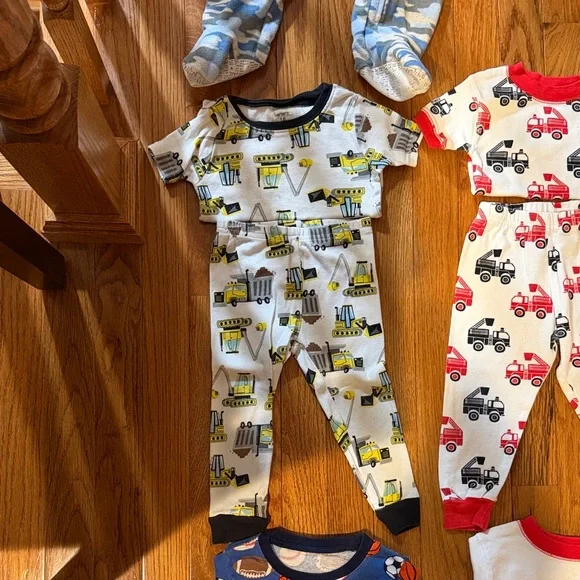 18M Pajama Set Bundle – 14 total Pieces - Picture 4 of 13